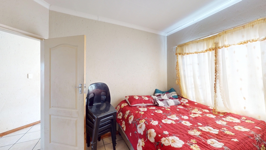 2 Bedroom Property for Sale in Potchefstroom North West